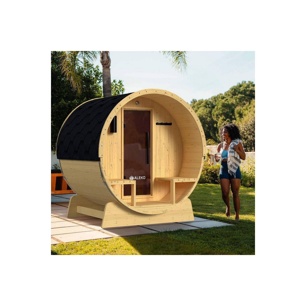 Outdoor Indoor Finland Pine Wet Dry Barrel Sauna 3-5 Person Front Porch Canopy 4.5 Kw ETL Certified Bitumen Shingle Roof